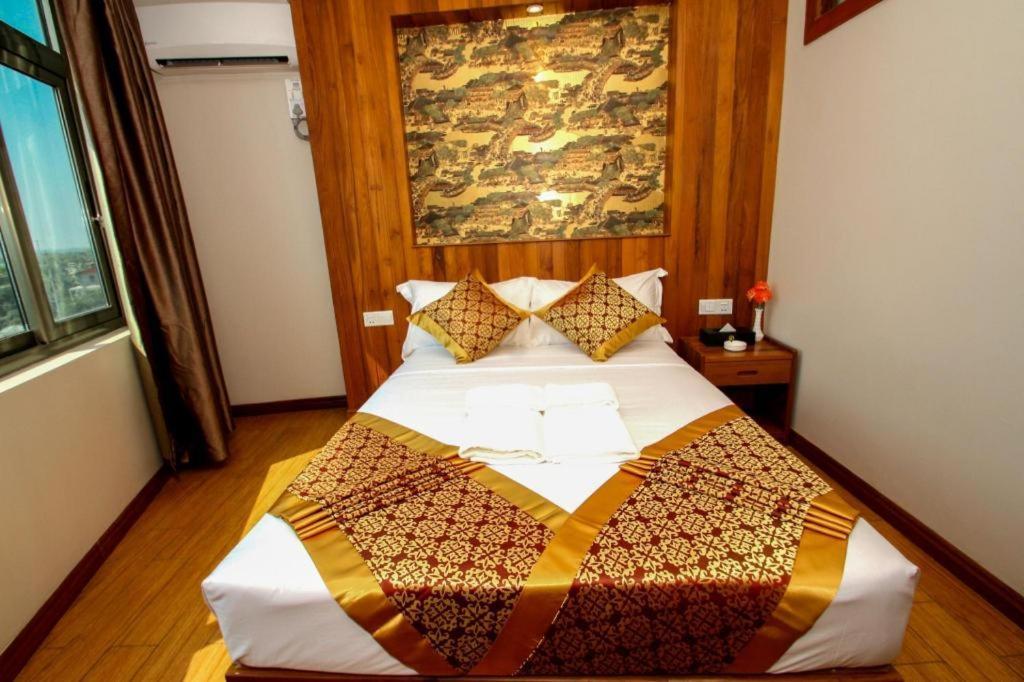 Gemsy Hotel Yangon Exterior foto