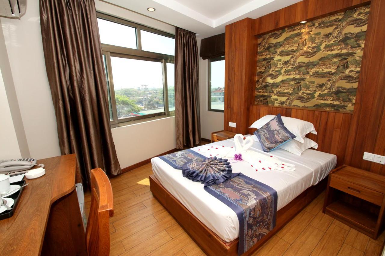 Gemsy Hotel Yangon Exterior foto
